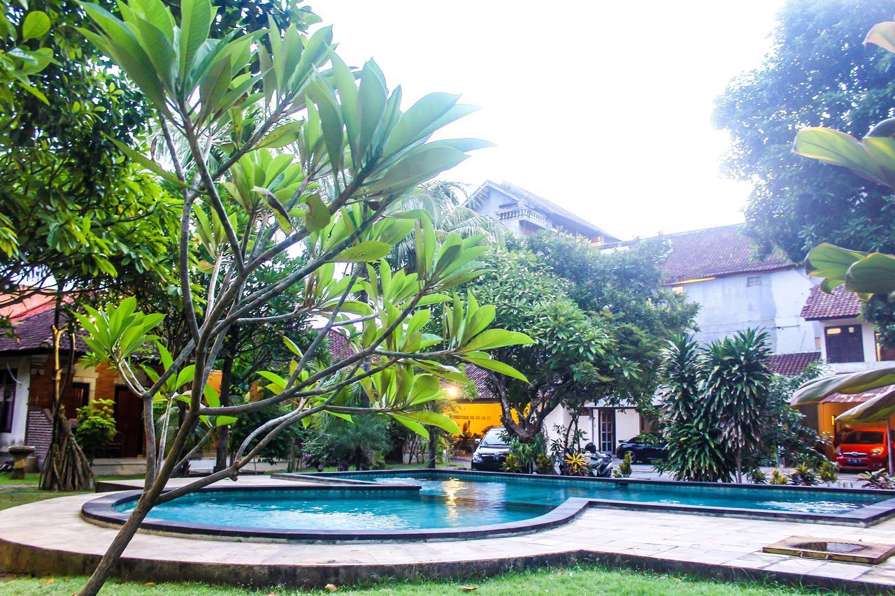 Budhi Beach Inn Kuta Lombok Eksteriør billede